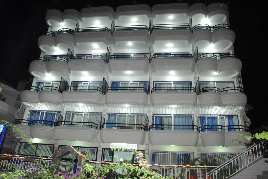 Ozgun Apart Hotel Kusadası Zimmer foto